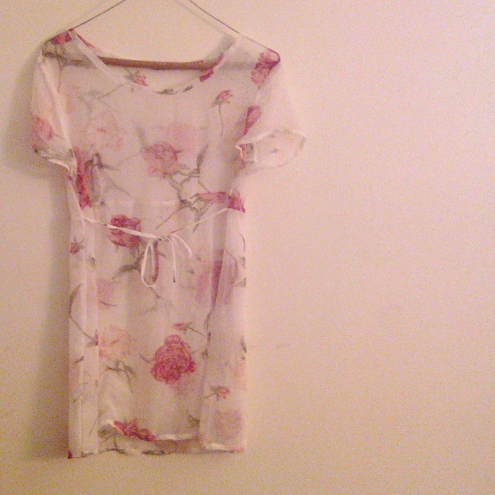 Shirt - Picture 2 of 3